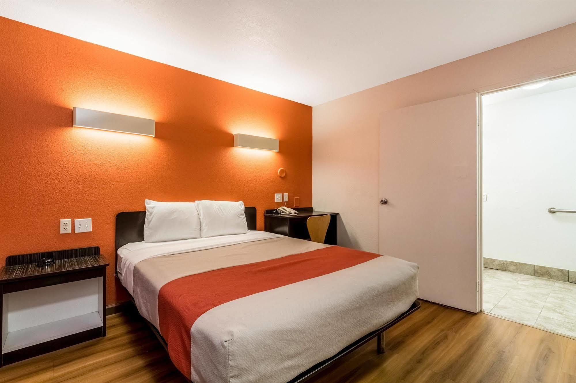 Motel 6-Garland, Tx - Dallas エクステリア 写真
