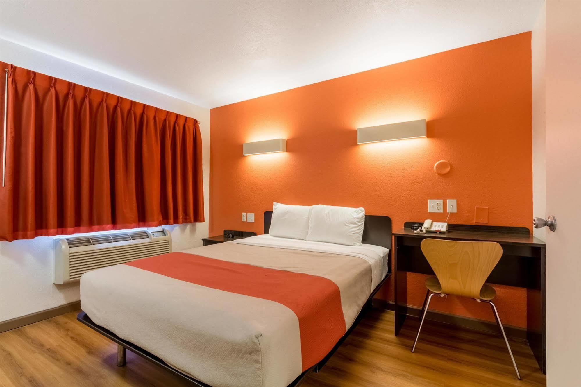 Motel 6-Garland, Tx - Dallas エクステリア 写真