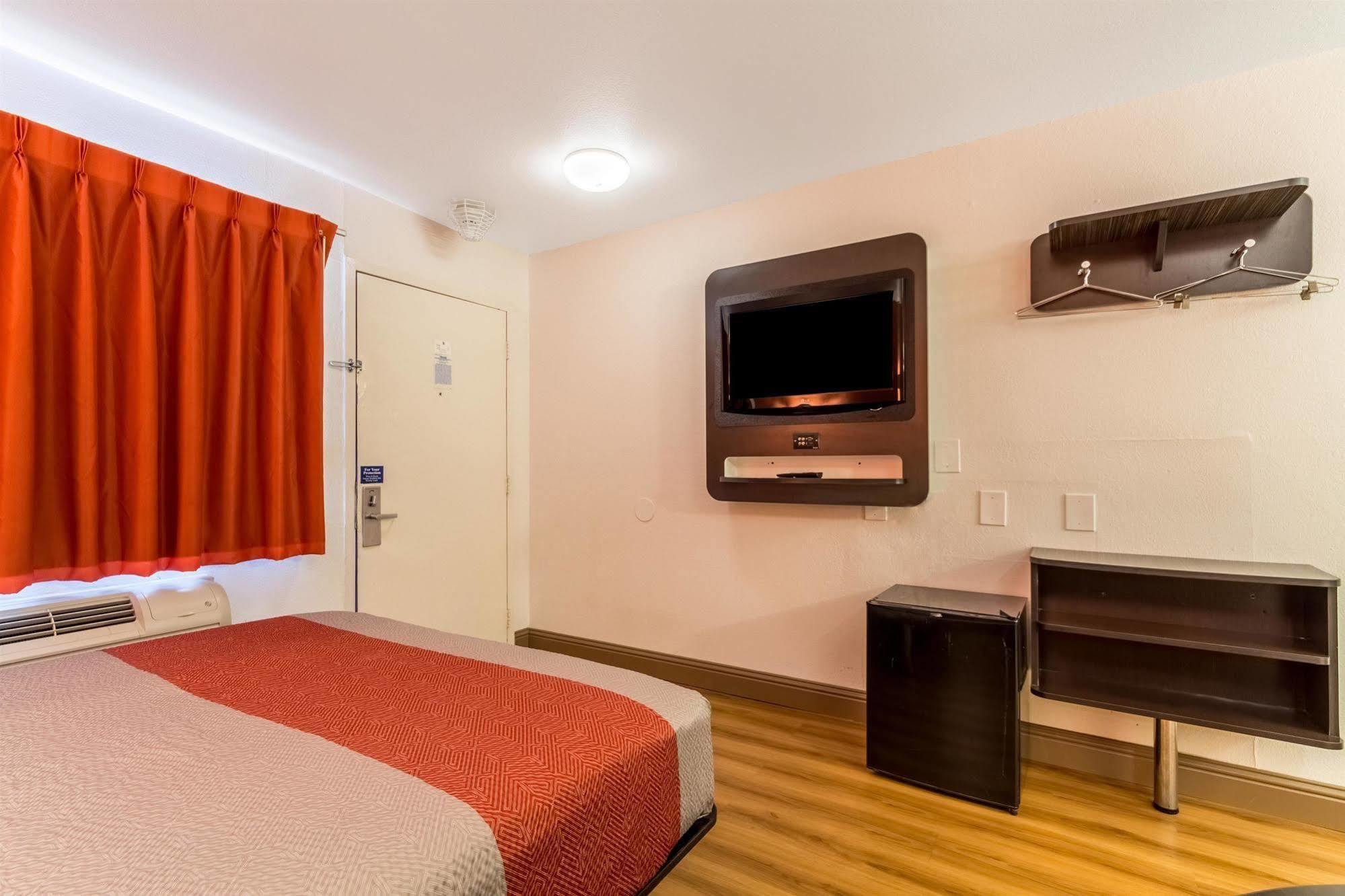Motel 6-Garland, Tx - Dallas エクステリア 写真